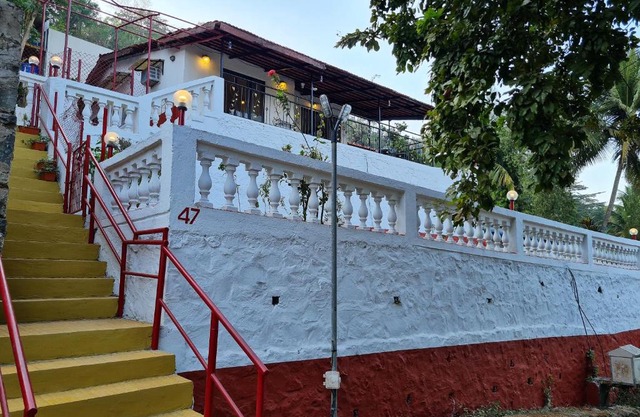 Alibag Outpost 2BHK AC Villa nr Kashid Revdanda