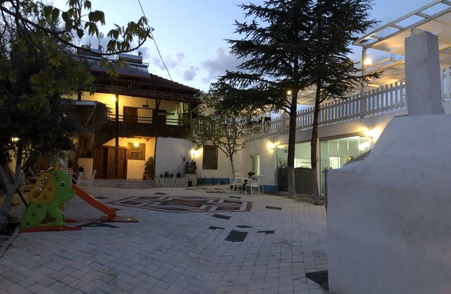 Aliya Konak - Köy Evi ve Lezzetleri