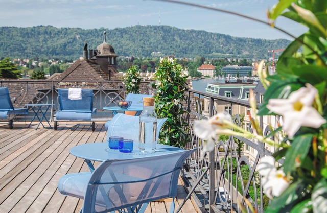 Alma Hotel