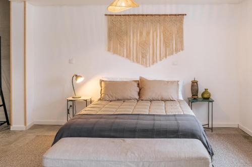 Alma-Rio Room 3 by Mycelia