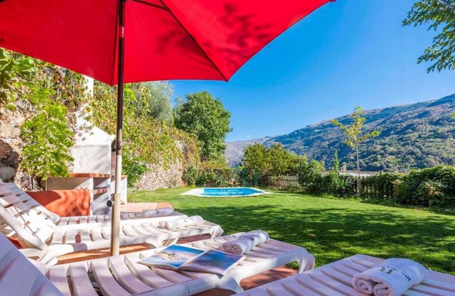 Almez De Lúa Güéjar Sierra by Ruralidays