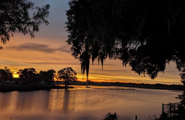 ALMOST HEAVEN,nperfect lake front propertyn