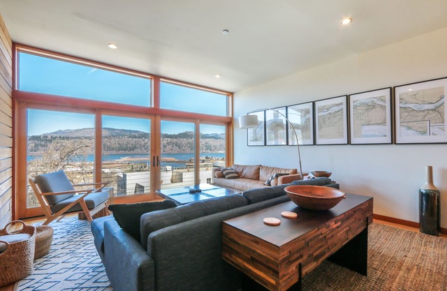 ALOFT Amazing Views, Rooftop Deck, Steps to Downtown!