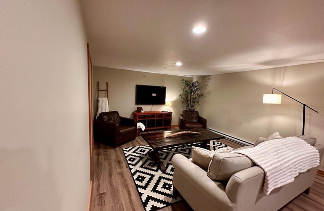 Alpine Retreat Basement Suite