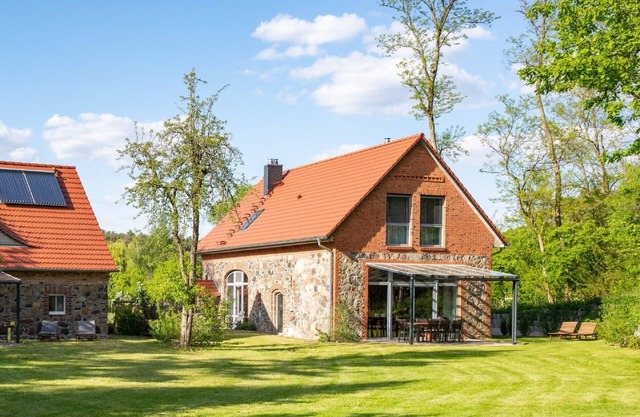 Alte Scheune mit 116 m² für 8+2 Pers., 3 Schlafzimmer, 3 Bäder, Sauna