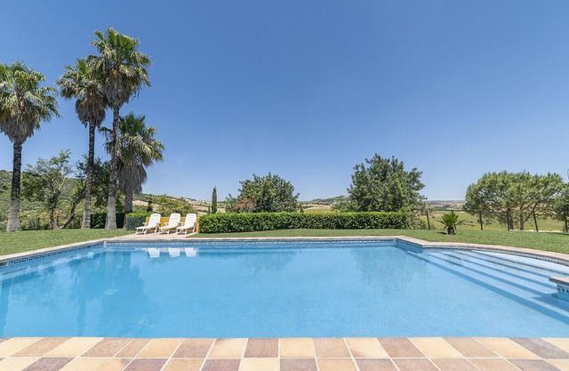 Alterhome Cortijo Sierra y Lago - Andalusian Paradise