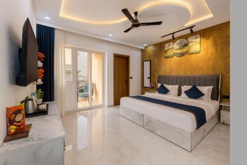 Amaze Stays Noida Sector 70