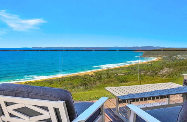 Amazing 180 Degree Views by HolidayCo.