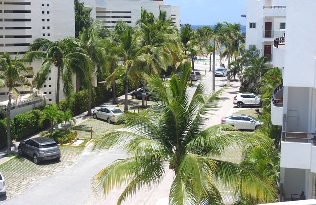 Amazing 2 Bedroom Condo, Ocean View