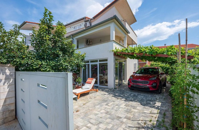 Amazing apartment in Premantura