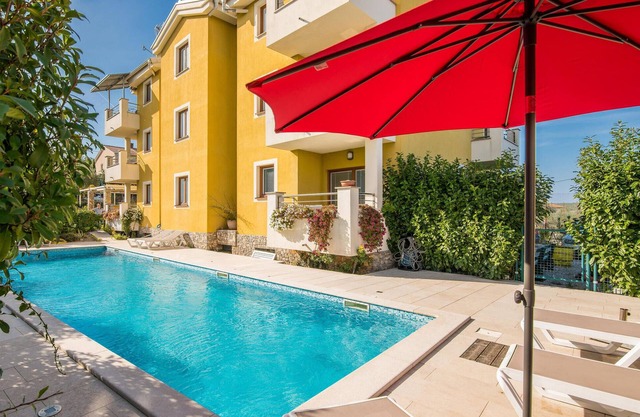 Amazing apartment in Salatici with WiFi