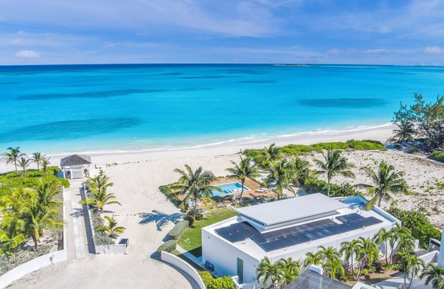 Amazing Beach Villa at Casa del Mar, Exuma Bahamas