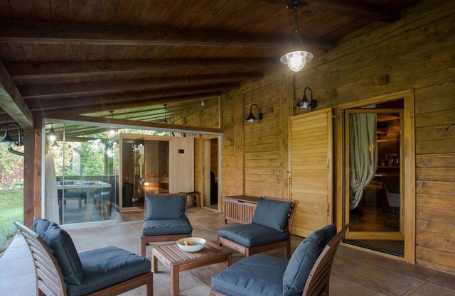 Amazing chalet in Lasinja with private garden