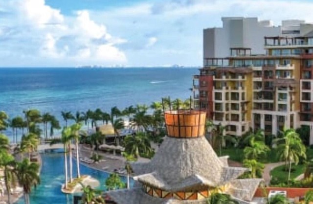 Amazing experience on the pristine beaches in Cancun Mexico