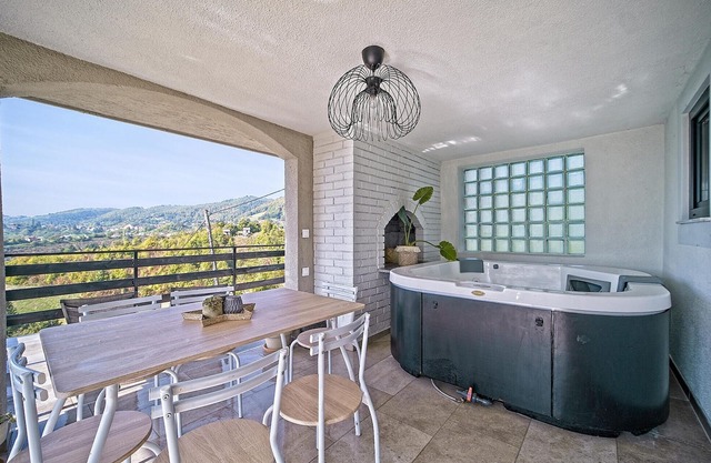 Amazing home in Ivancici with WiFi