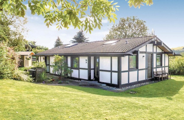 Amazing home in Meschede with WiFi