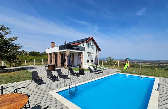 Amazing home in Pleternica