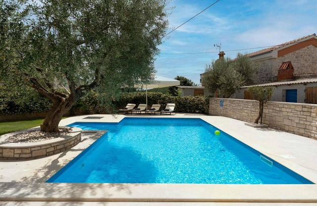 Amazing home in Porec