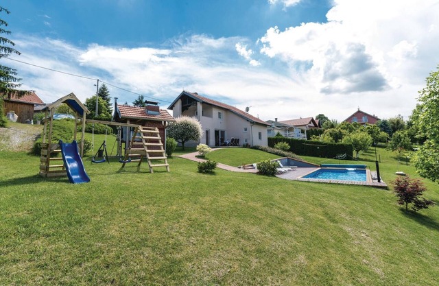 Amazing home in Starjak with WiFi