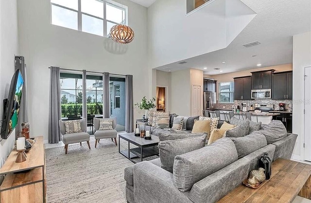 Amazing Storey Lake 5 Bedroom 5 Bathroom Villa