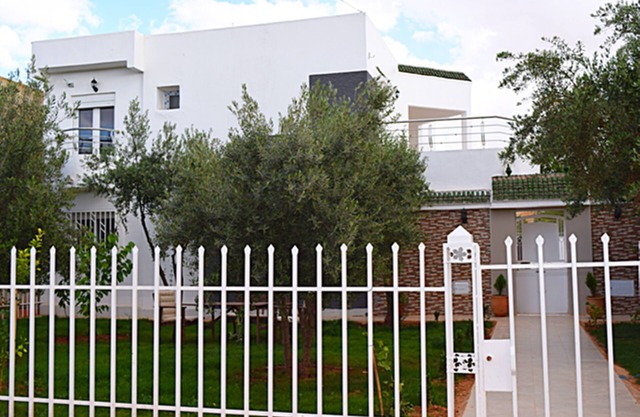 Amazing villa with a beautiful swimming pool