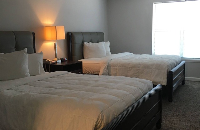 Ambassador Inn And Suites