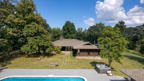 Amber Lodge by AvantStay Pool Firepit Sauna