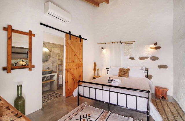 'Amêndoa Côca' Room with Mountain View, Wi-Fi and Air Conditioning