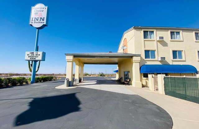 Americas Choice Inn & Suites