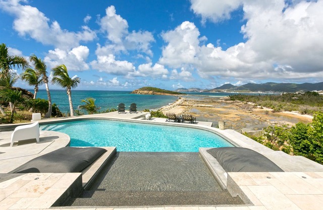 Amethyst - Cliffside villa with stunning ocean views