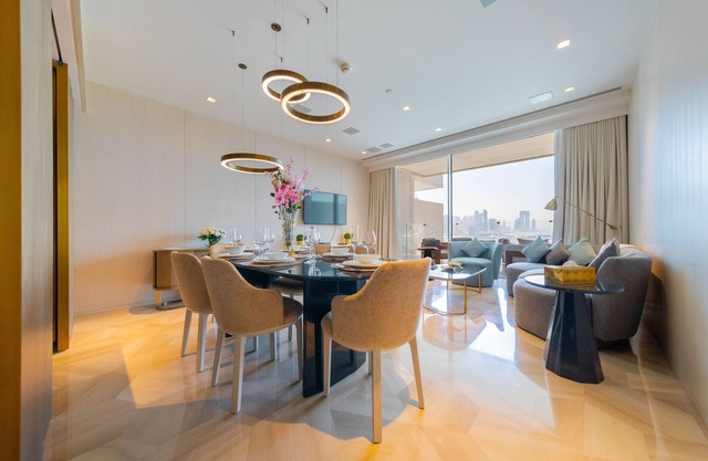 Amusing 2BR with Sea view at FIVE Palm