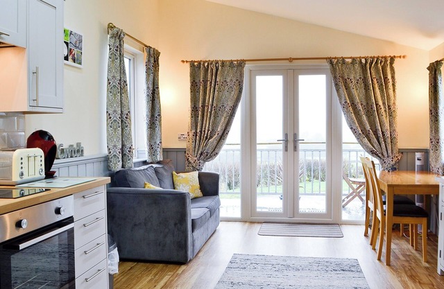 An ideal spot for relaxing and unwinding from the daily hustle and bustle.