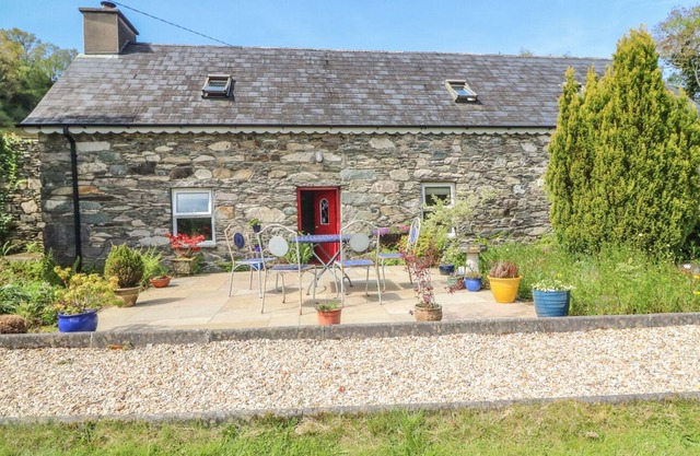 AN LOCHTA FADA, pet friendly in Ballingeary, County Cork