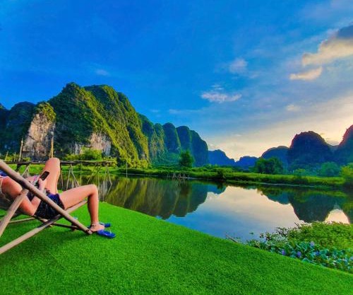 An Riverside Ecolodge