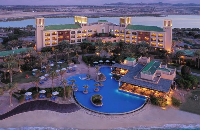 Anantara Desert Islands Resort & Spa