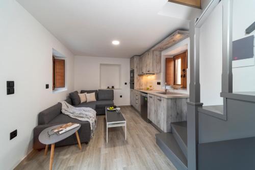 Anastasia Deluxe Studio