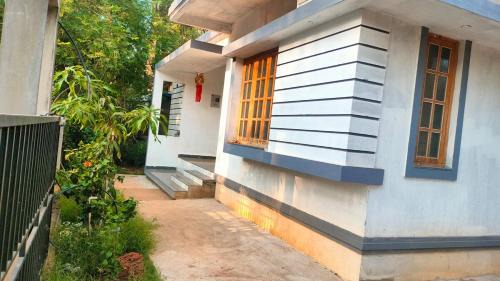 Anay's Homely Hideout