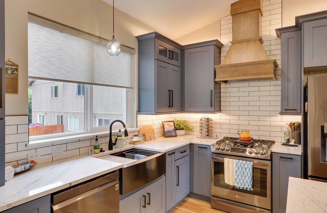 Anchorage Apartment w/a View ~ 3 Mi to Airport