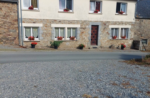 Ancienne Maison de Ferme , au Calme Avec de Grands Espaces Sans vis à vis
