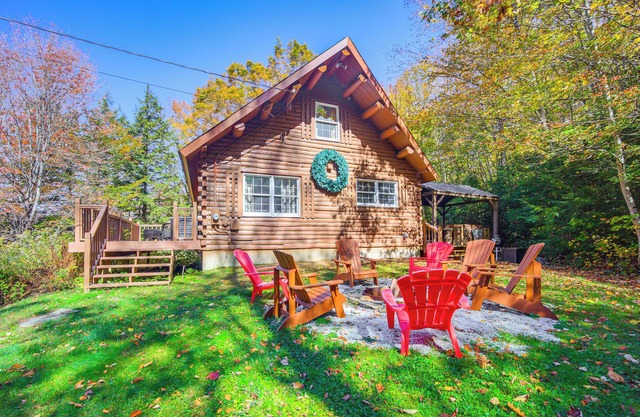 Andover Cabin Retreat w/Hot Tub & Fireplace!