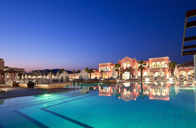 Anemos Luxury Grand Resort
