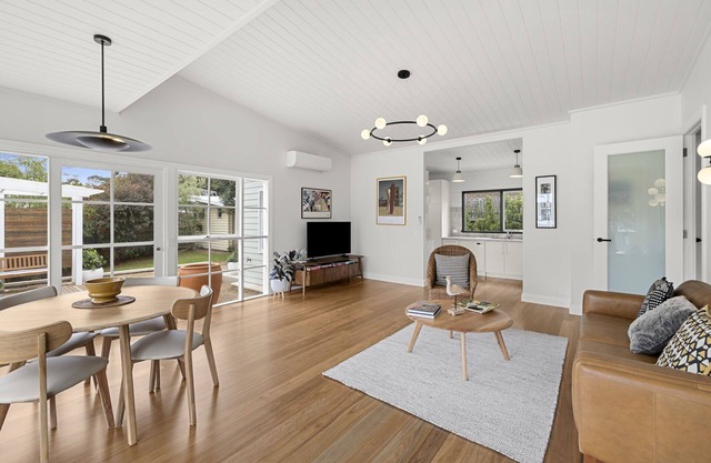 Anglewoods Summary: A