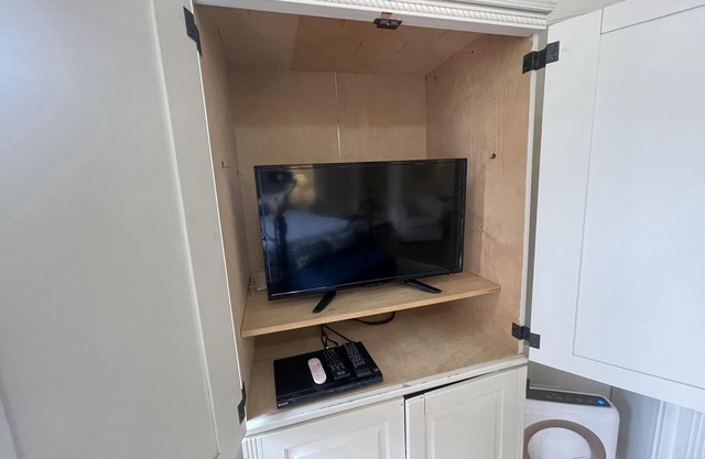 Annapolis Suite HotTub, KingBd, Downtown