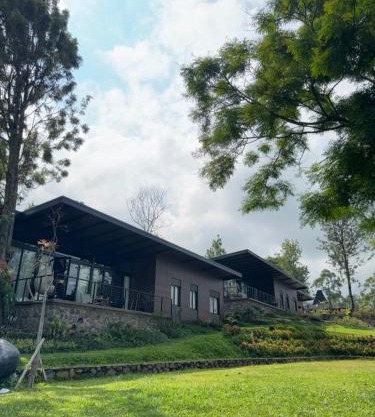 Annapurna Resort Puncak