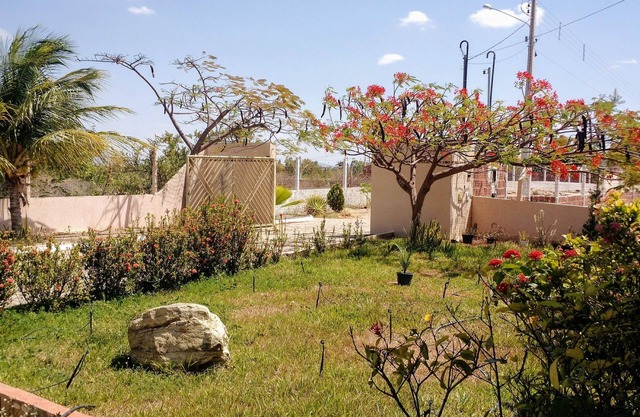 Annex to the country house with great infrastructure. Ideal for families to rest.