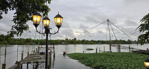 Antonio's River View