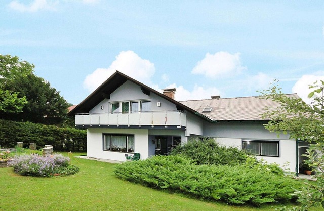 Apartment in St. Kanzian by Klopeiner See