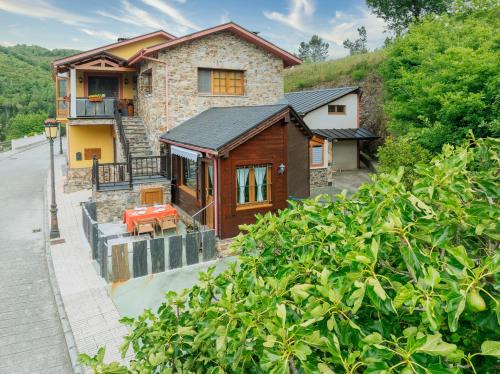 Apartamentos Rurales TIN TURISMO