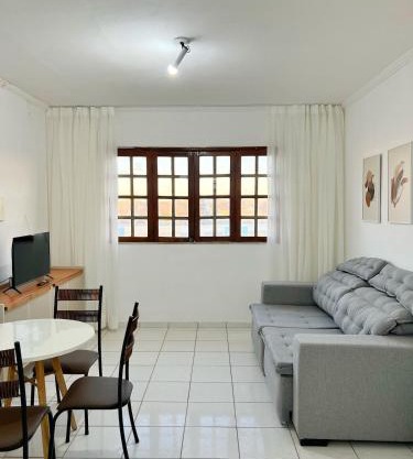 Apartamento Central 2 quartos e 2 banheiros, perto shopping