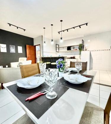 APARTAMENTO CONFORT NO CENTRO Ar cond 2 QUARTOS